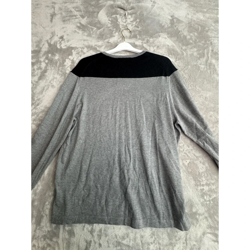 Banana Republic Mens XL Silk Blend V-Neck‎ Colorblock Sweater Grey Black New